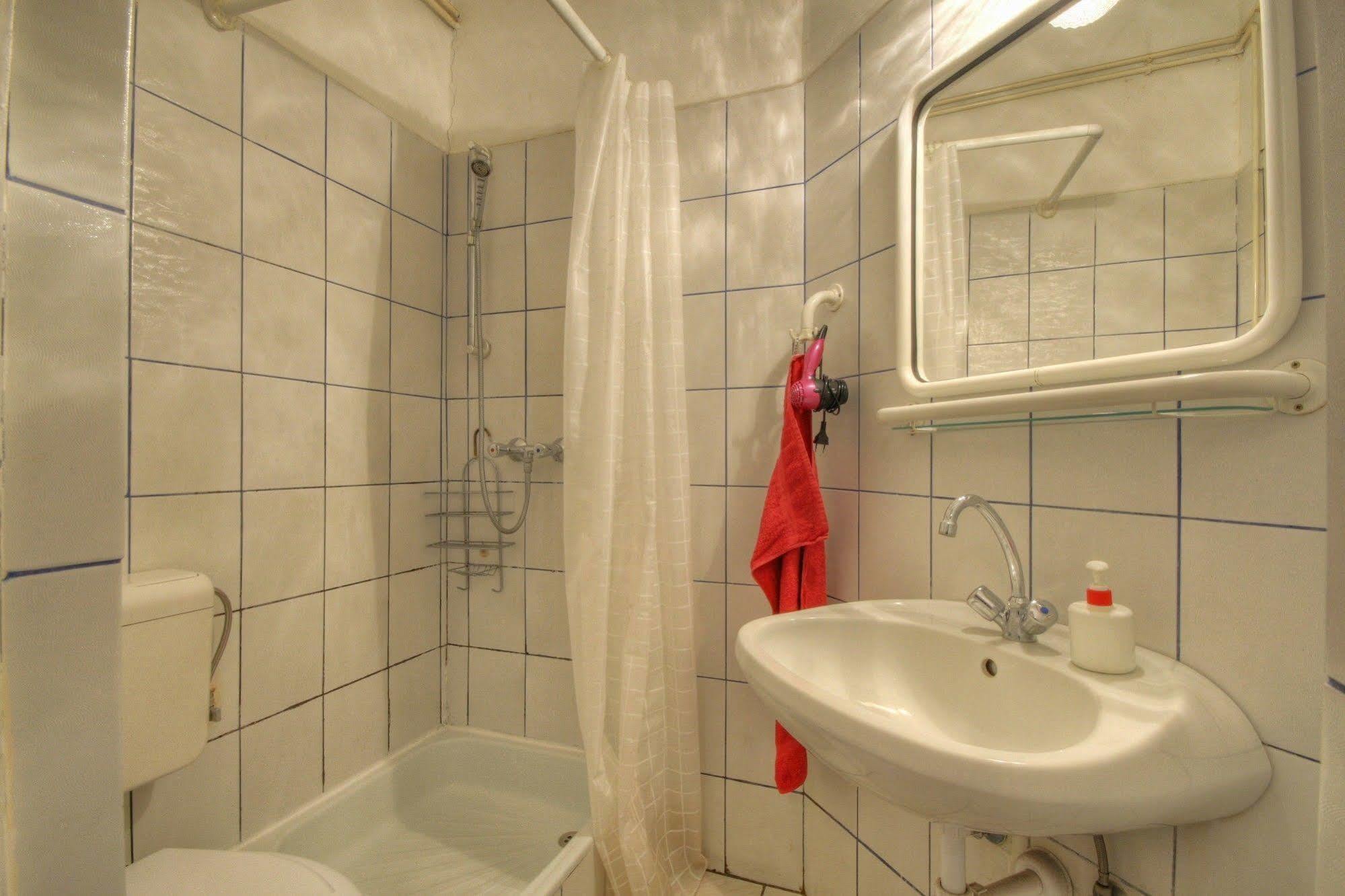 Opera Guesthouse Будапеща Екстериор снимка